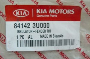 KIA Sportage Lokasuojan vaahtomuovituki/tiiviste 841423U000