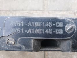 Ford Fiesta Jäähdyttimen kehyksen suojapaneeli 8V51A16E146CB