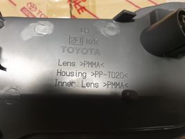 Toyota RAV 4 (XA40) Riflettore fanale posteriore 8149042040
