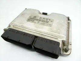 Volkswagen New Beetle Calculateur moteur ECU 06A906032RR