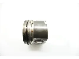 Volkswagen Touareg II Piston 