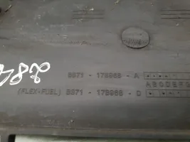Ford Mondeo MK IV Etupuskurin alempi jäähdytinsäleikkö 8S71-17B968-A