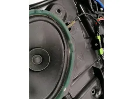 Mazda MPV Elektryczny podnośnik szyby drzwi tylnych CM011740
