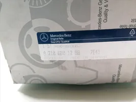 Mercedes-Benz E AMG W210 Daiktadėžės (bordačioko) dangtis A2106801298