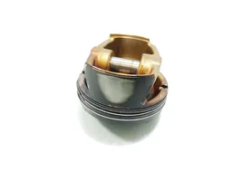 Audi A4 S4 B6 8E 8H Piston 