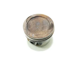 Volvo S70  V70  V70 XC Piston 