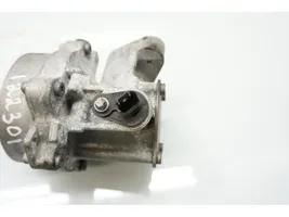 BMW X5 G05 Vacuum pump 8618897