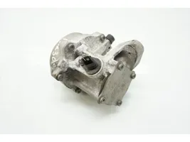 BMW X5 G05 Vacuum pump 8618897