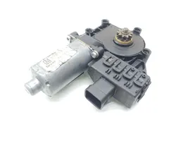 Opel Astra H Front door window regulator motor 