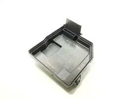 Honda CR-V Fuse box cover 