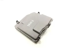 Honda CR-V Fuse box cover 