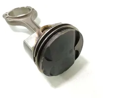 Skoda Rapid (NH) Piston avec bielle 04ER