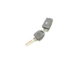 Volkswagen Passat Alltrack Užvedimo raktas (raktelis)/ kortelė 
