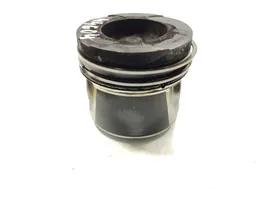 Nissan X-Trail T30 Piston 