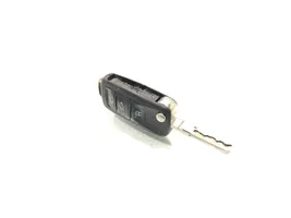 Volkswagen Jetta VI Ignition key/card 5K0837202