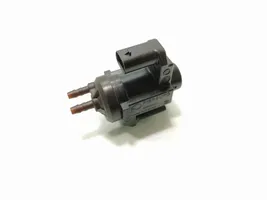 BMW 1 F20 F21 Electrovanne Soupape de Sûreté / Dépression 8570591