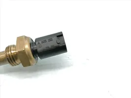 Mercedes-Benz C AMG W205 Kühlmitteltemperatur Sensor Fühler Geber A0051532328