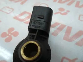 Volkswagen Golf Cross Detonation knock sensor 030905377C