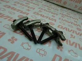 Mercedes-Benz A W176 Fuel Injector clamp holder 