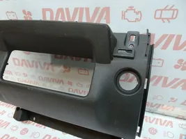 Nissan Navara Panelės apdailos skydas (centrinis) 68246EB30C