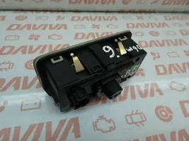 Volvo S80 Light switch 30739418