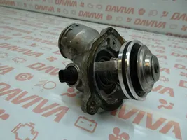 Mercedes-Benz SLK R171 Termostaatin kotelo A2722000015