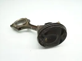 Honda CR-V Piston with connecting rod 