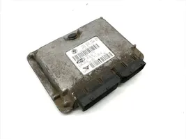 Volkswagen Polo Calculateur moteur ECU 036906034EF