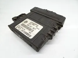 Volkswagen Golf V Module de contrôle de boîte de vitesses ECU 09G927750T