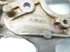 Ford Focus Fuel pump bracket 9810953280