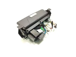 Land Rover Freelander Câble adaptateur AUX XVN500020