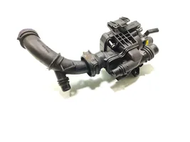 Peugeot 2008 II Boîtier de thermostat / thermostat 9812113780