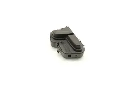 Mercedes-Benz E C207 W207 Interruptor de control del asiento A2048709010