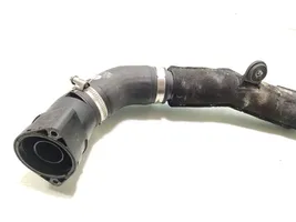 Audi A3 S3 8V Tube d'admission de tuyau de refroidisseur intermédiaire 04L131111M