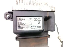 Audi A4 S4 B8 8K Jäähdytyspuhaltimen rele 989460D