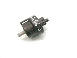 Audi A2 Vacuum valve 053133459