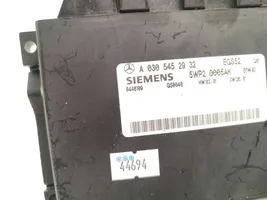 Mercedes-Benz S W220 Module de contrôle de boîte de vitesses ECU A0305452932