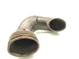 Mercedes-Benz W123 Tube d'admission d'air 1020941511