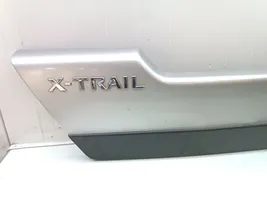 Nissan X-Trail T31 Rivestimento portellone posteriore/bagagliaio 90901-JG00A