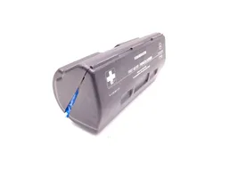 Mercedes-Benz C AMG W202 Trousse de premiers secours A2208600150