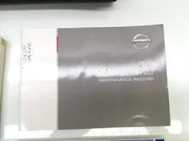 Hyundai Santa Fe Owners service history hand book 