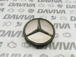 Mercedes-Benz C W204 Rūpnīcas varianta diska centra vāciņš (-i) 2204000125