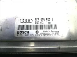 Audi A4 S4 B6 8E 8H Moottorin ohjainlaite/moduuli 8E0909557J