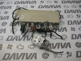 BMW 7 E65 E66 Amplificatore antenna 8378080