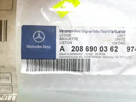 Mercedes-Benz CLK AMG A208 C208 Rivestimento modanatura parafango posteriore A20869003629744