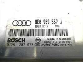 Audi A4 S4 B6 8E 8H Moottorin ohjainlaite/moduuli 8E0909557J