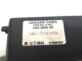 Jaguar XJ X300 Module de fusibles LNA2800AE