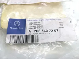 Mercedes-Benz CLK AMG A208 C208 Connecteur radio EUR ISO A2085407207