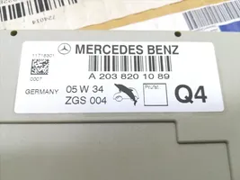 Mercedes-Benz C W202 Antenos stiprintuvas A2038201089