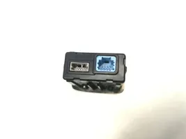 Renault Scenic III -  Grand scenic III AUX in-socket connector 280230006R